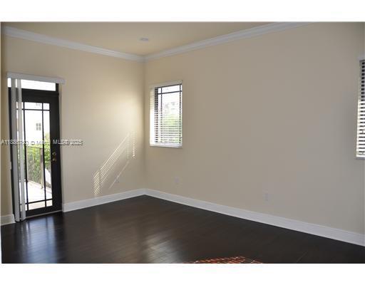 CASA ZAMORA CONDO - Residential Lease