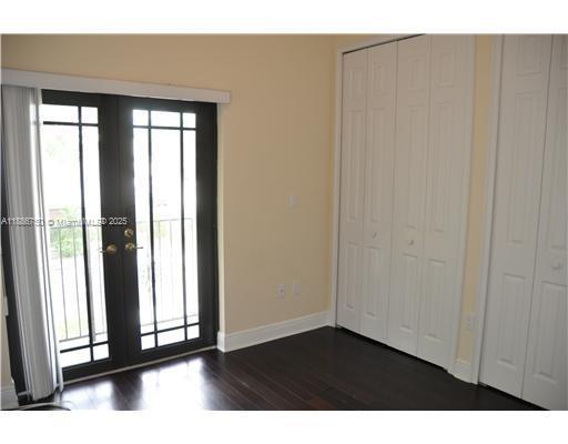 CASA ZAMORA CONDO - Residential Lease