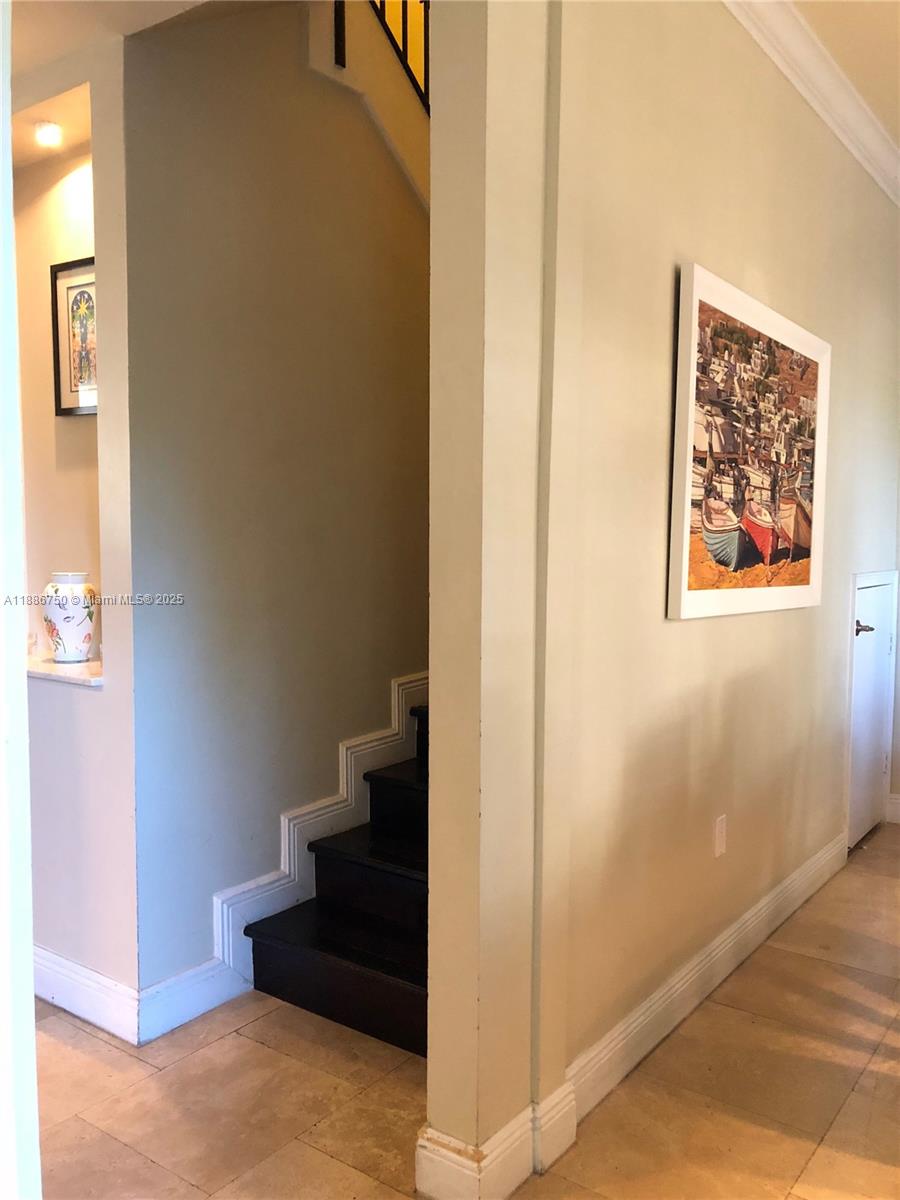 CASA ZAMORA CONDO - Residential Lease