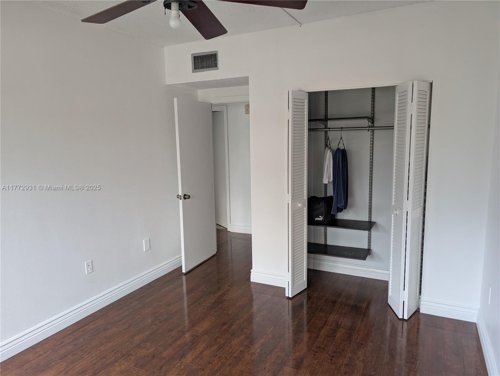 BOCA PALMS CONDO TR B - Residential