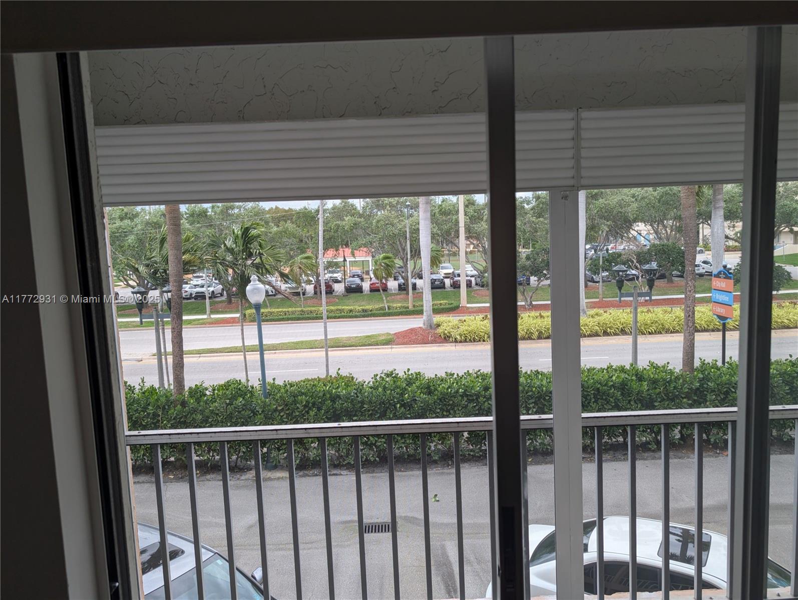 BOCA PALMS CONDO TR B - Residential