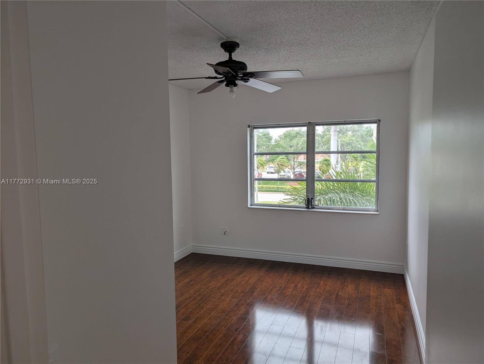 BOCA PALMS CONDO TR B - Residential