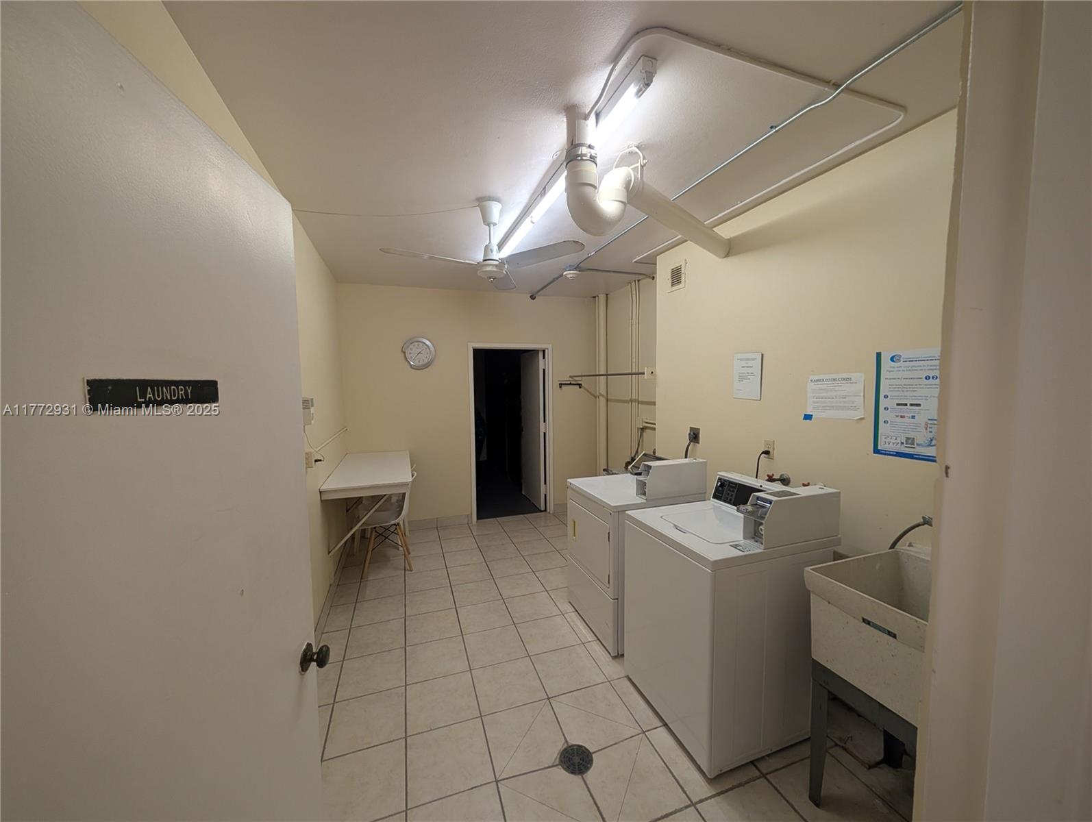 BOCA PALMS CONDO TR B - Residential