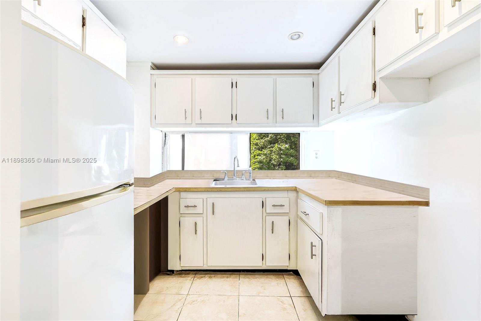 Plaza Americas Pt 03 - Residential