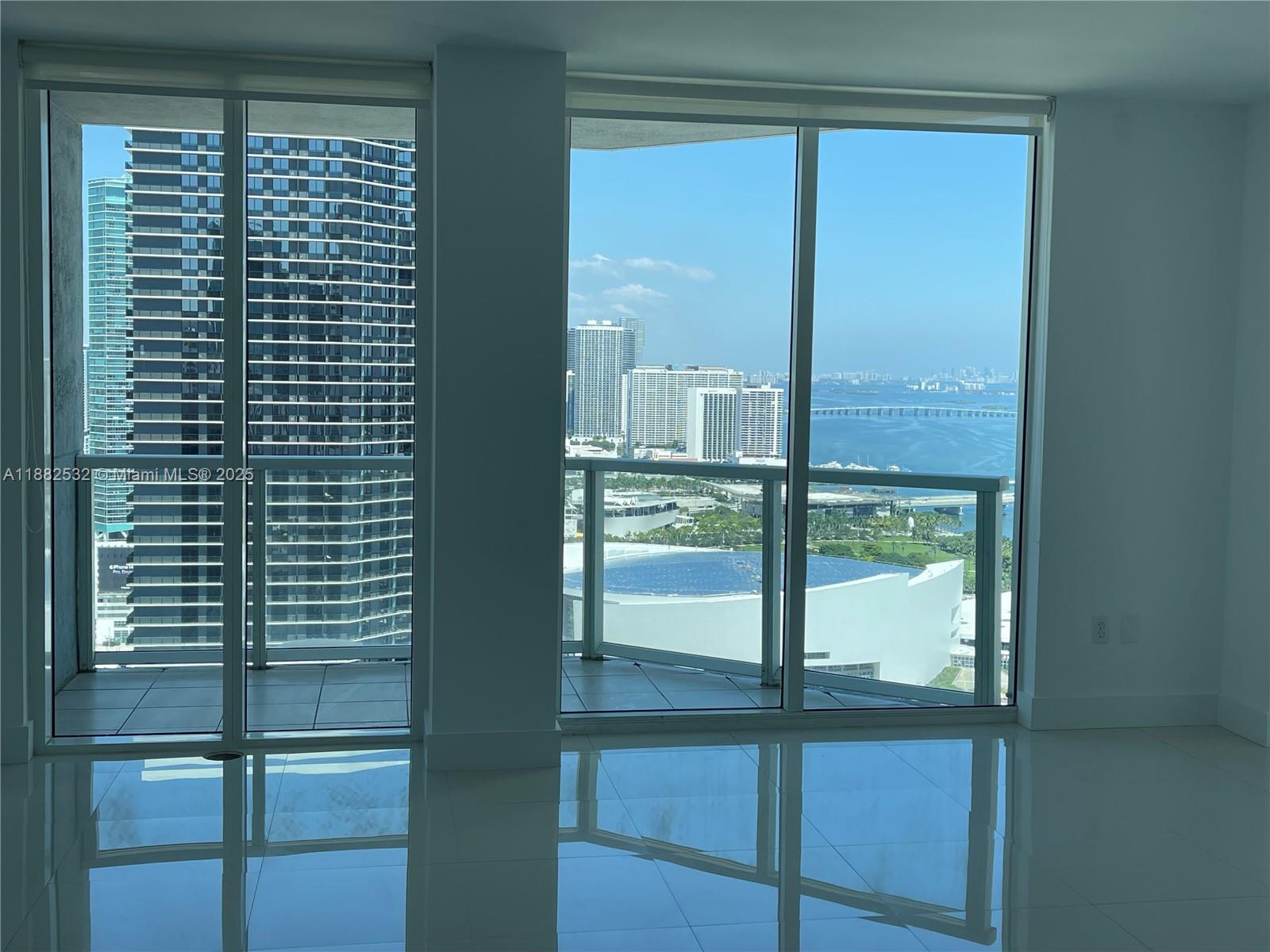 253 NE 2 STREET 3703