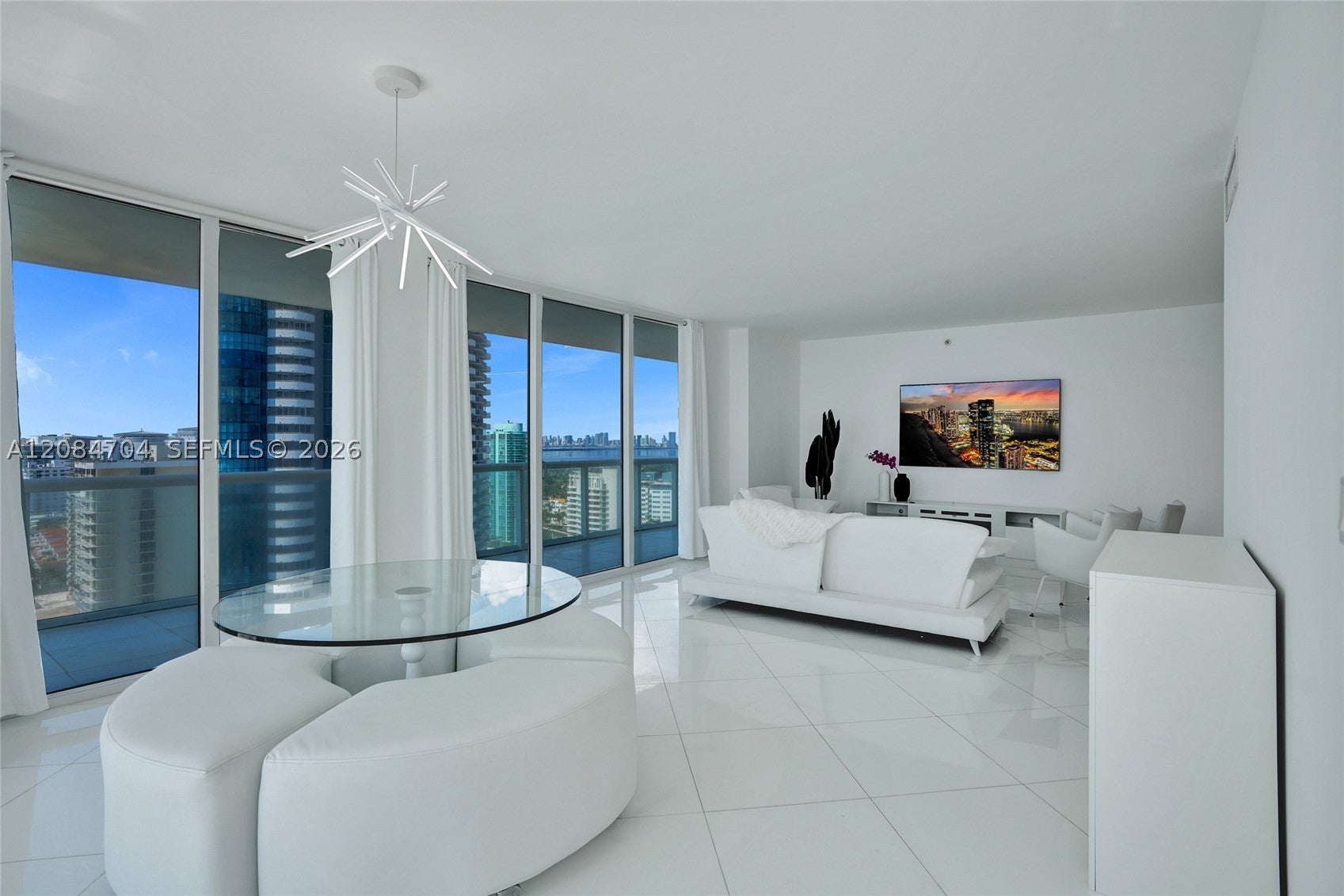 6365 Collins Ave 2403