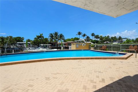 Tiny photo for 2000 NE 135th St #906, North Miami, FL 33181 (MLS # A12041929)