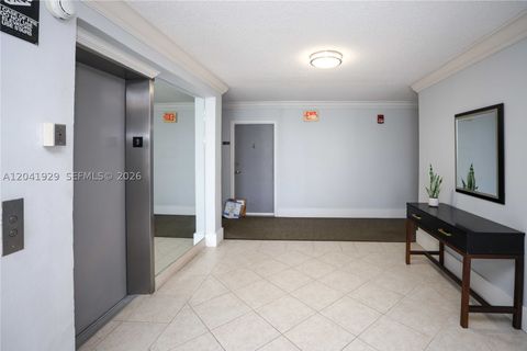 Tiny photo for 2000 NE 135th St #906, North Miami, FL 33181 (MLS # A12041929)