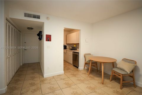 Tiny photo for 2000 NE 135th St #906, North Miami, FL 33181 (MLS # A12041929)
