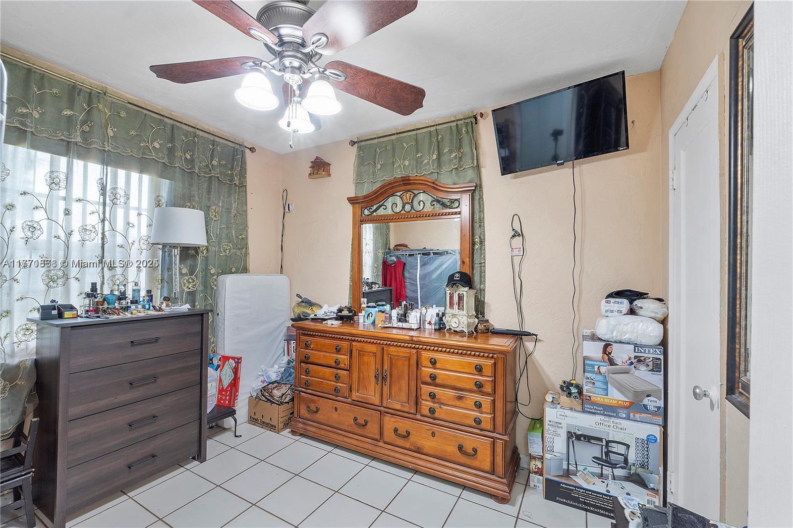 GRAPELAND HEIGHTS SEC 2 - Residential