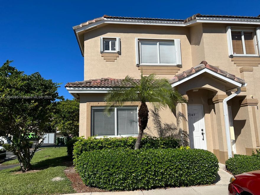 Beautiful Townhouse with 2 assigned parking! Huge corner unit with enclosed backyard. Split plan, 2 bedrooms-2 bathrooms upstairs + Living room and Family room with a Half Bath downstairs. Open kitchen to family room. Additional Storage room in the backyard. Laundry room inside the unit. All appliances in great condition. Association provides INTERNET, CABLE and PEST CONTROL. Excellent community with nice amenities. Gated community with security at gate. Partial Hurricane shutters. Excellent location! Unit is RENTED in its AS-IS condition. Association approval required. Photos may not show current condition of the property. Ready to move in!