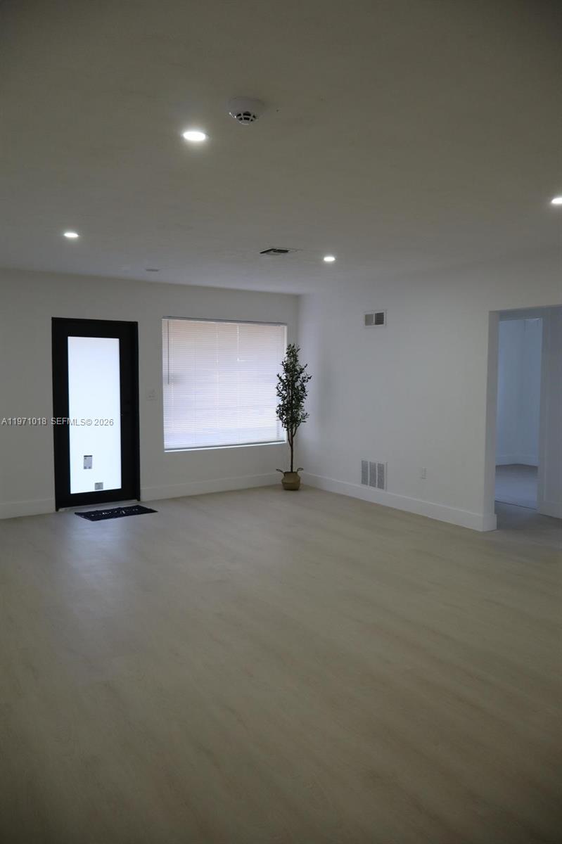 BELL GARDENS - Residential