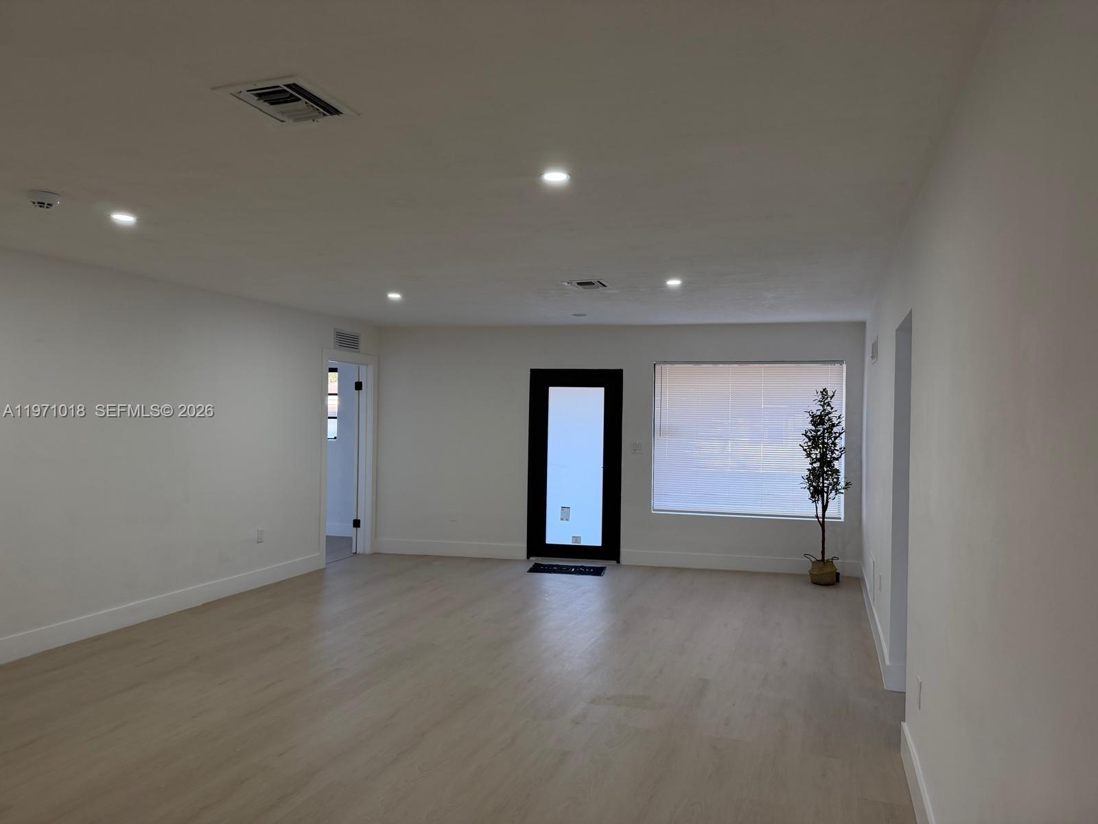 BELL GARDENS - Residential