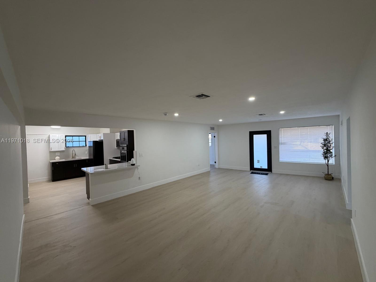 BELL GARDENS - Residential