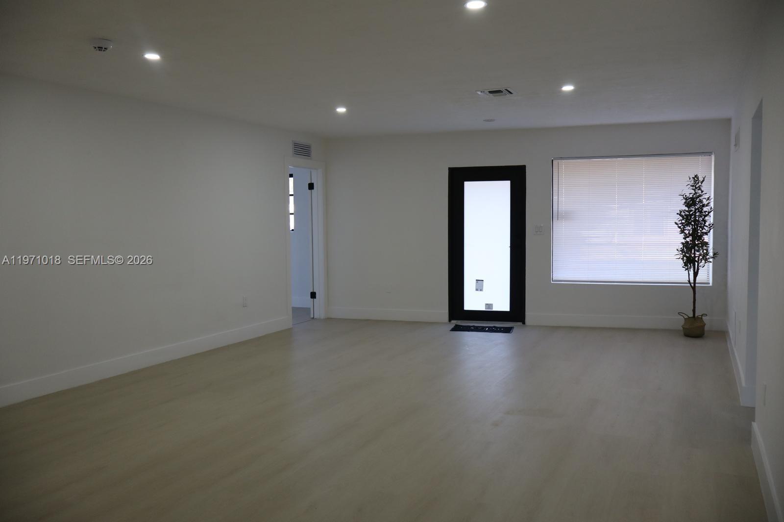 BELL GARDENS - Residential