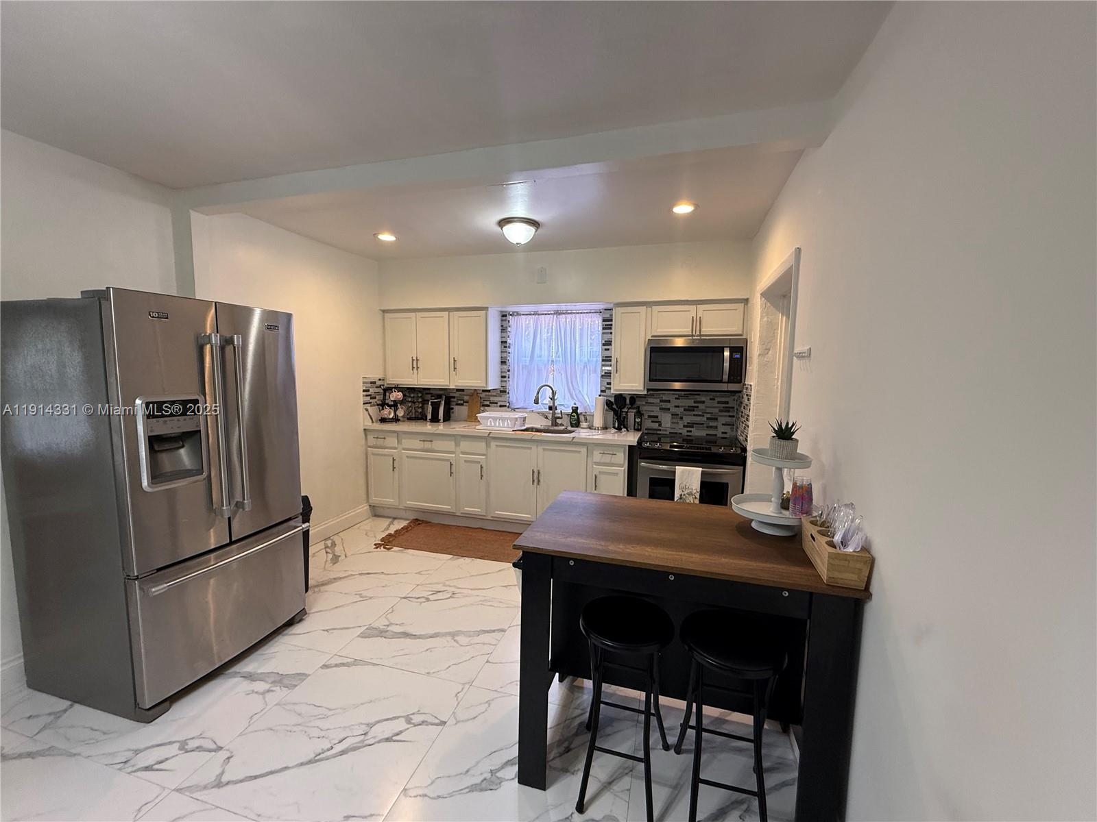 ALHAMBRA HEIGHTS SEC 2 - Residential