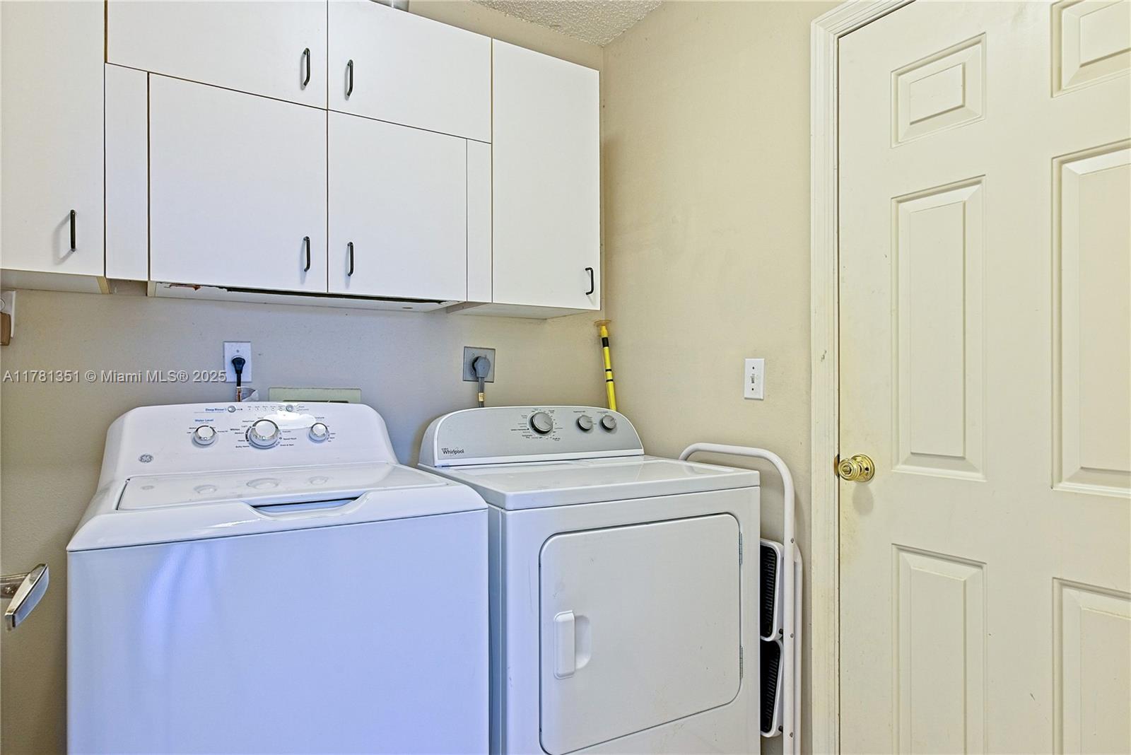 KEYS-GATE NO 1 - Residential