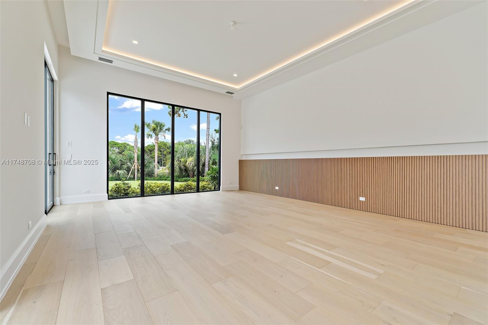 BEARS CLUB - Residential