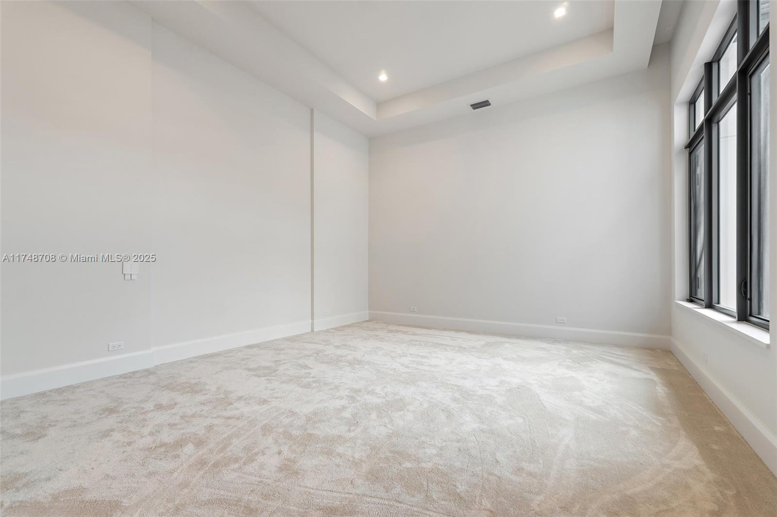 BEARS CLUB - Residential