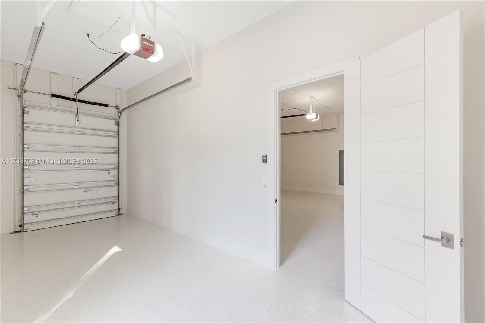 BEARS CLUB - Residential