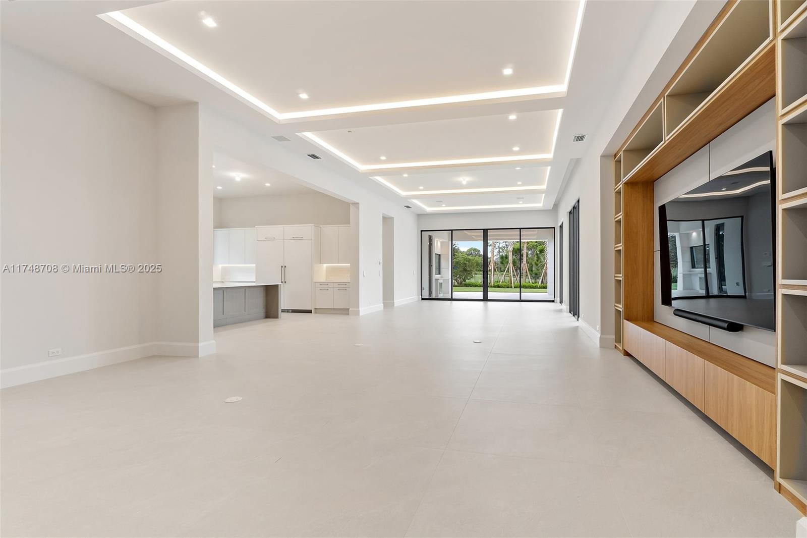 BEARS CLUB - Residential