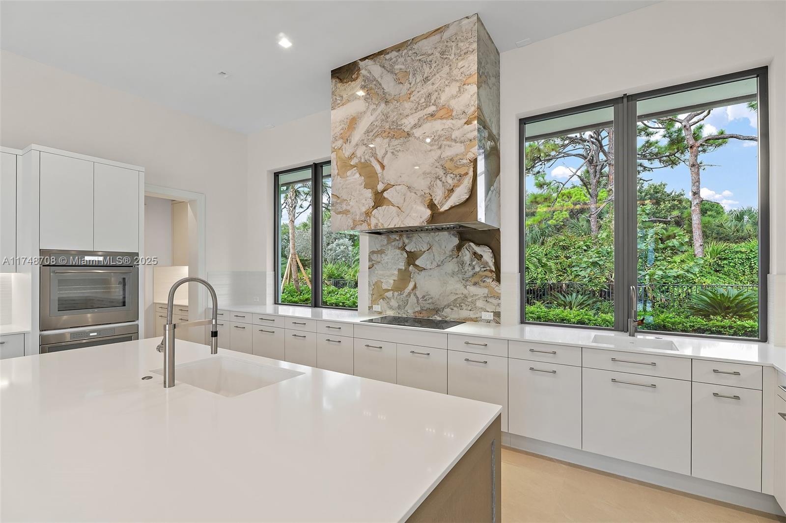 BEARS CLUB - Residential