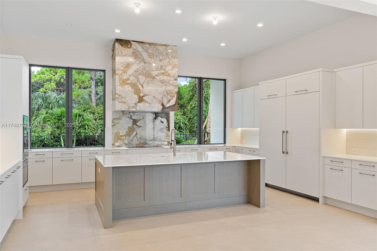 BEARS CLUB - Residential