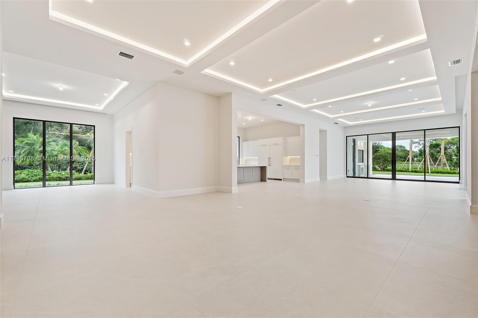 BEARS CLUB - Residential