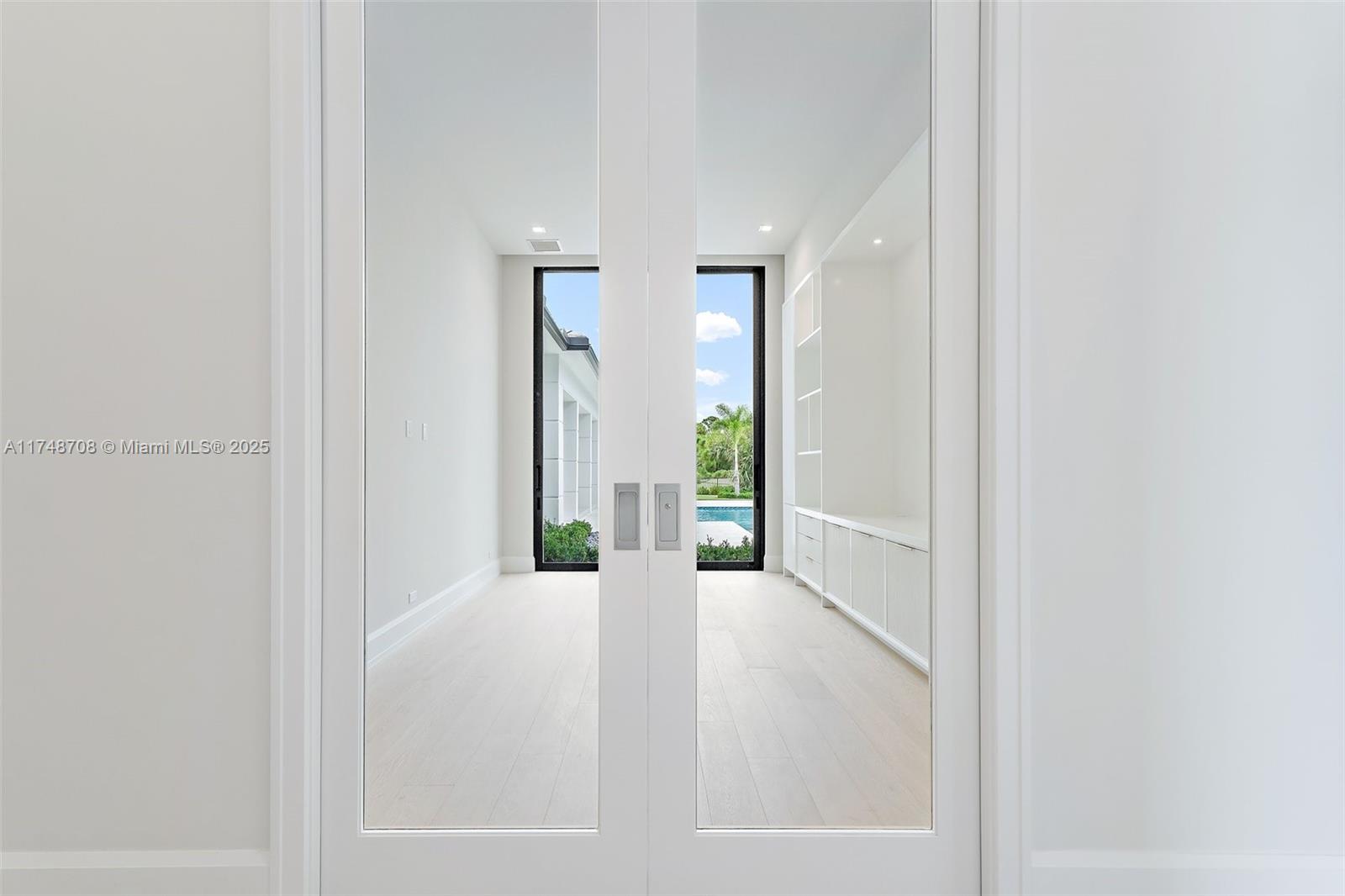 BEARS CLUB - Residential