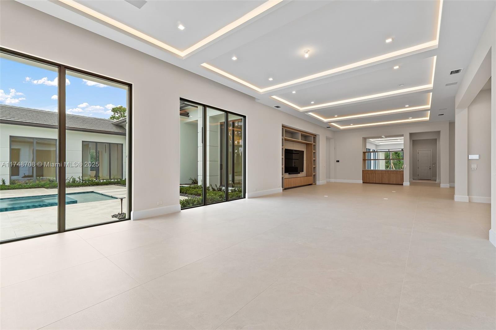 BEARS CLUB - Residential