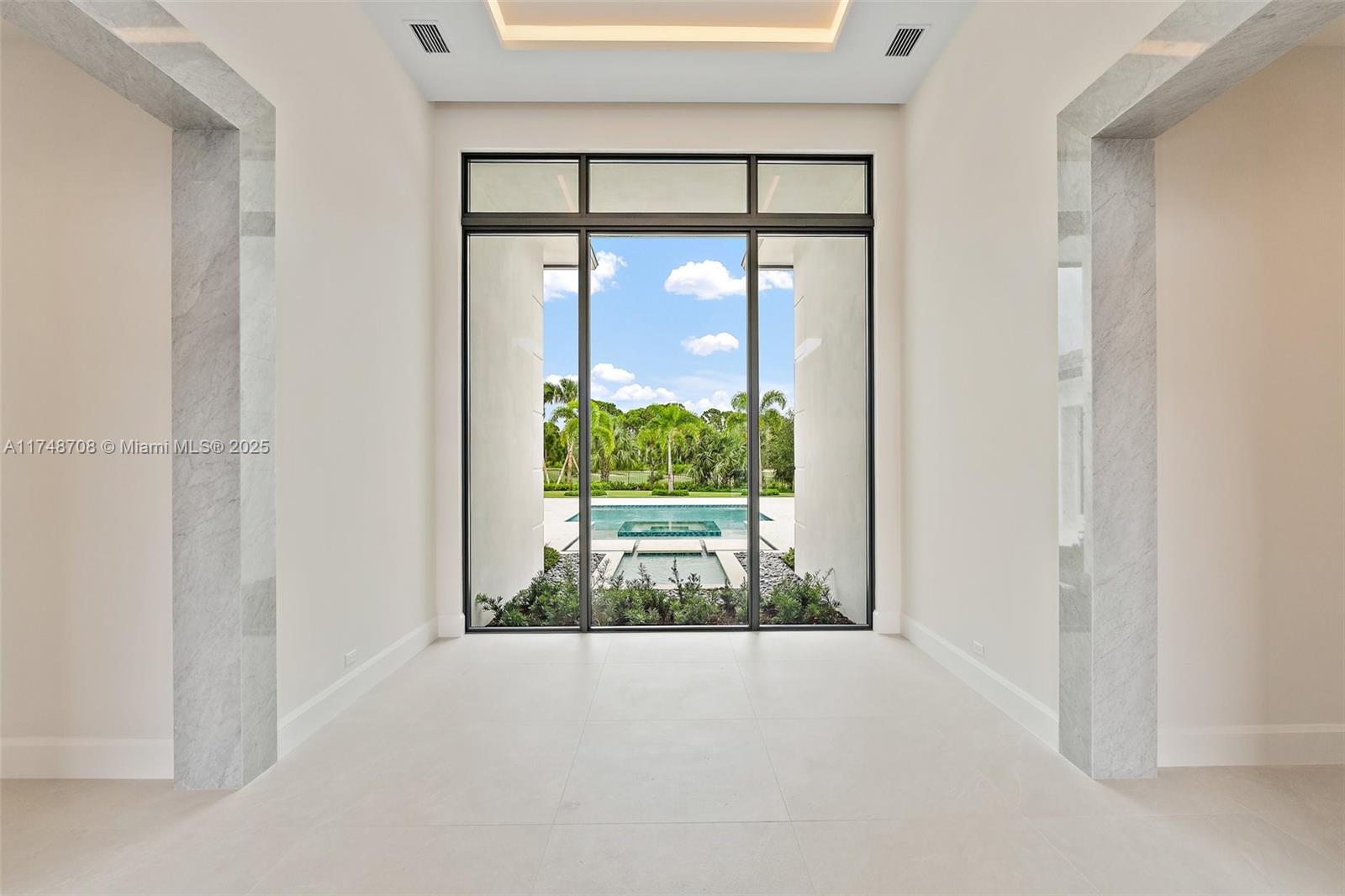 BEARS CLUB - Residential