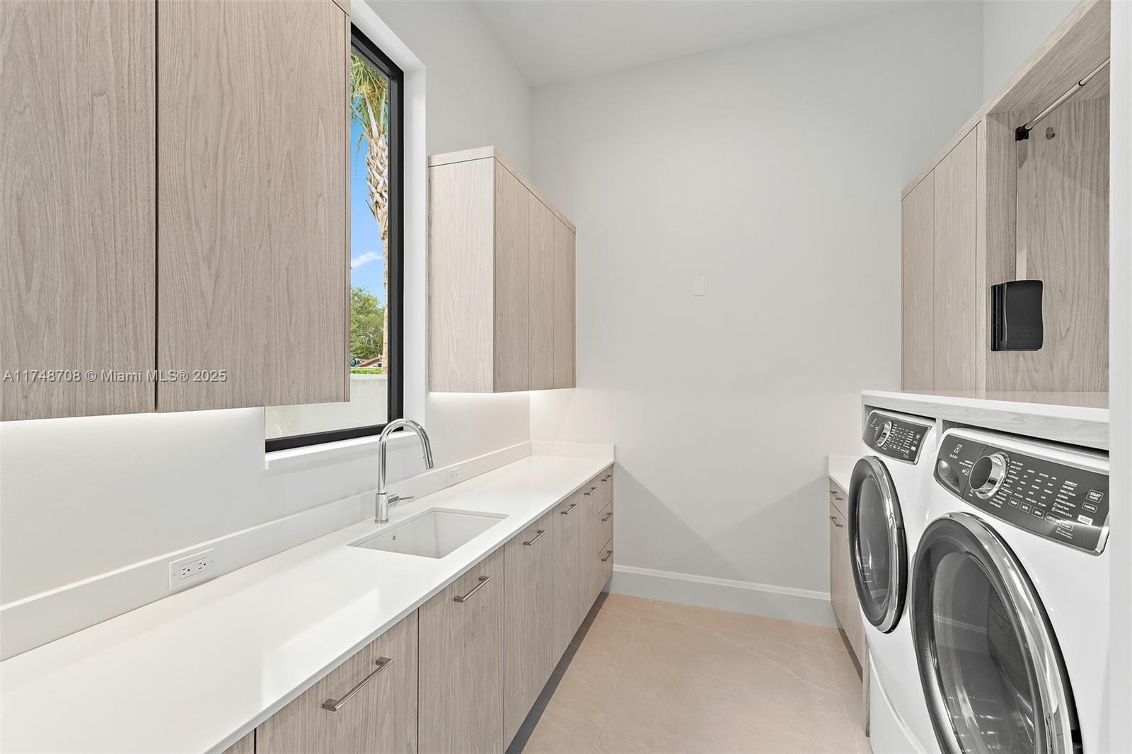 BEARS CLUB - Residential