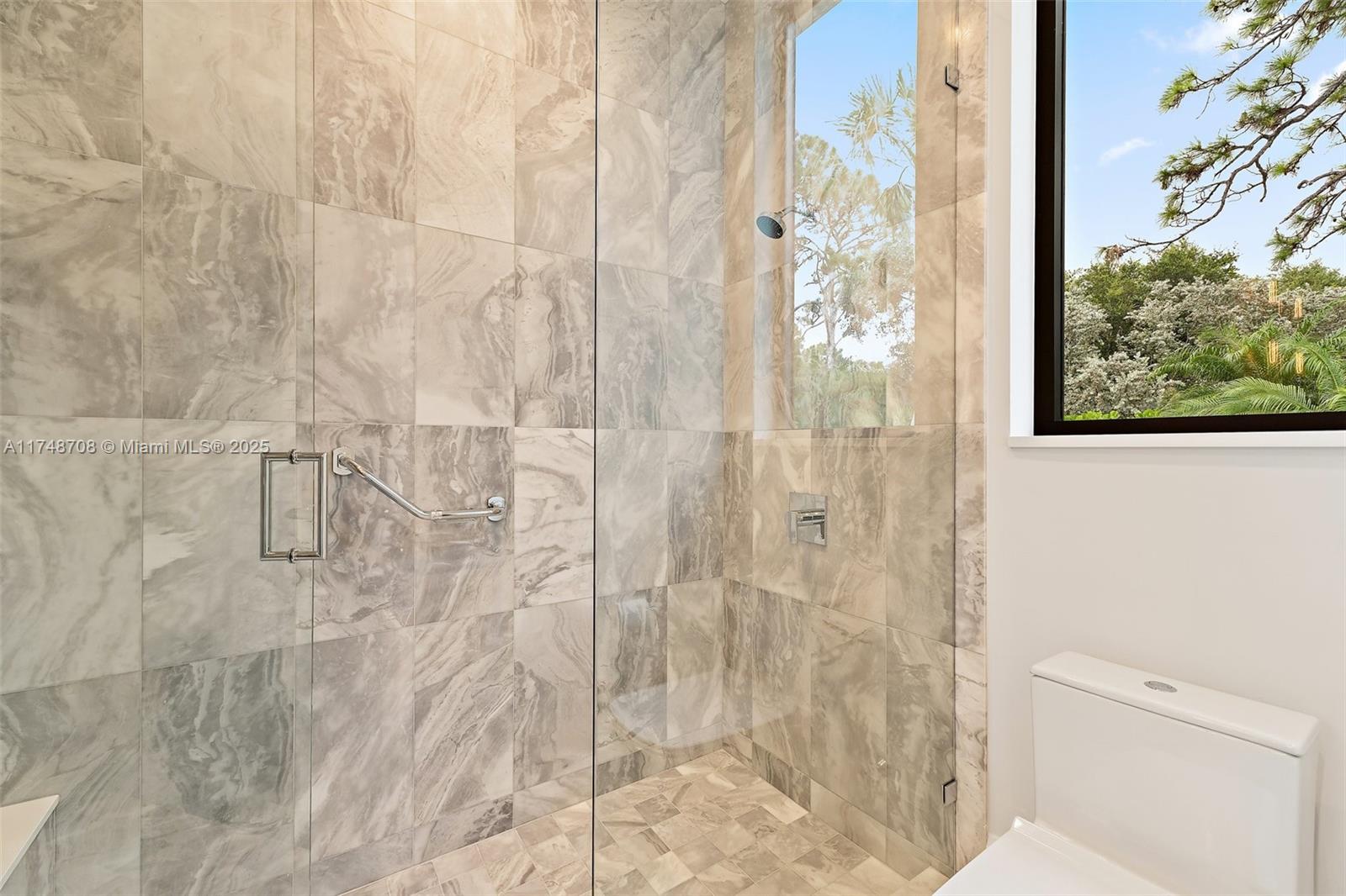 BEARS CLUB - Residential