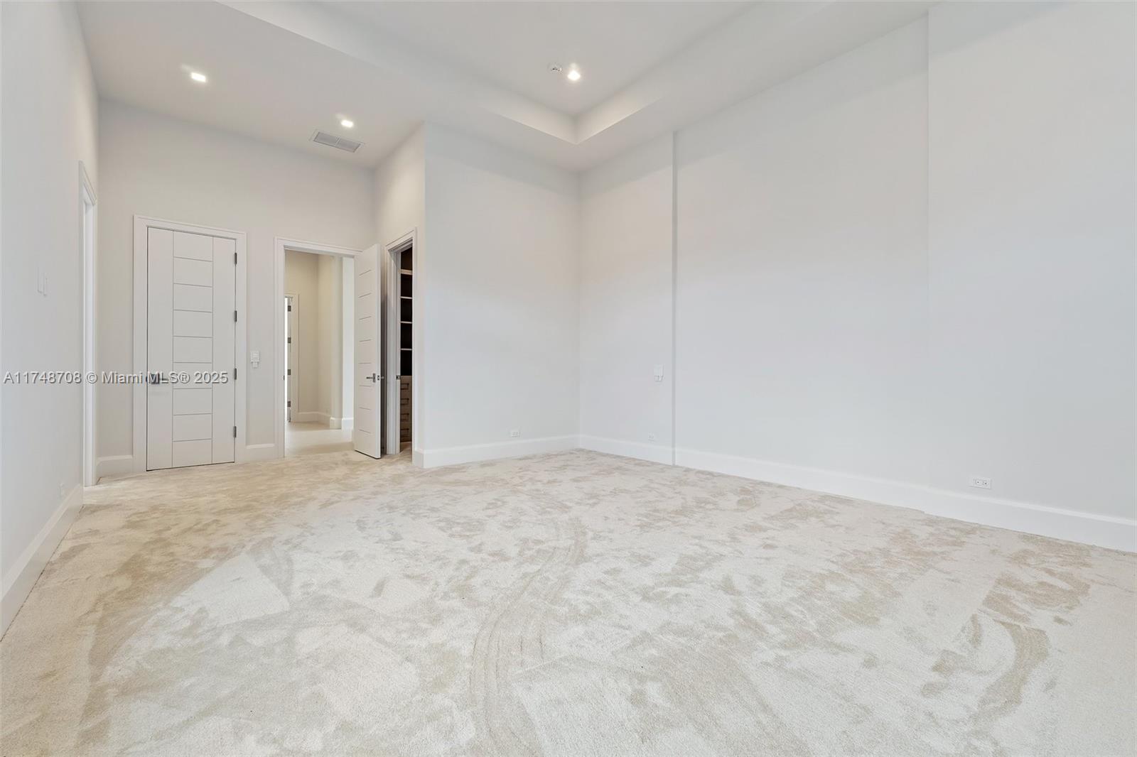 BEARS CLUB - Residential