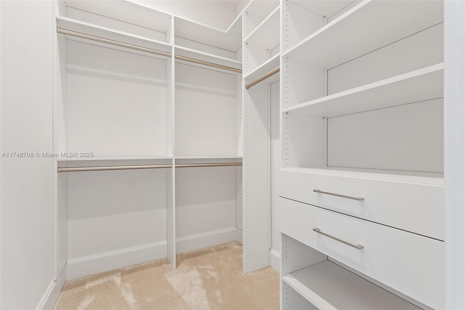 BEARS CLUB - Residential