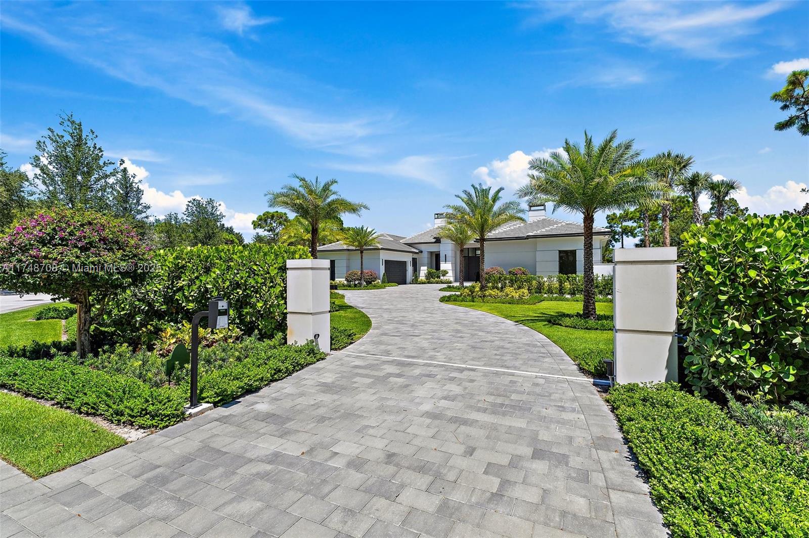 BEARS CLUB - Residential