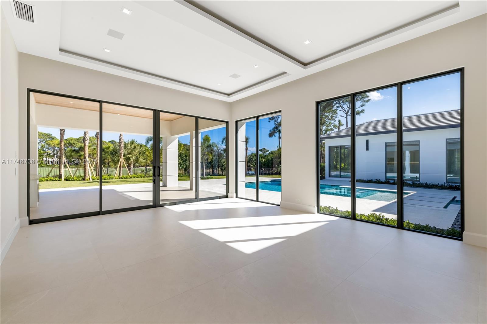 BEARS CLUB - Residential