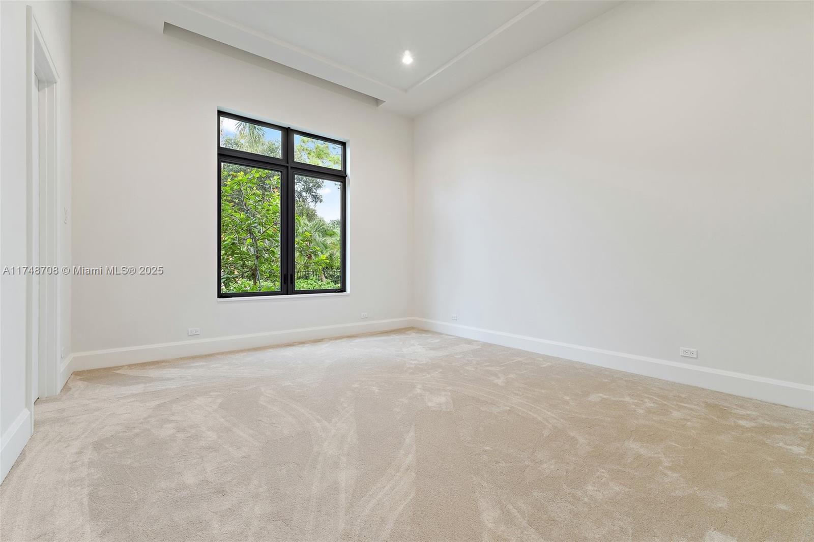 BEARS CLUB - Residential