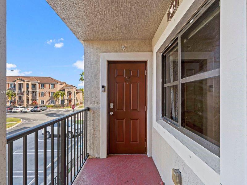 THE COURTS AT BAYSHORE II - Residential