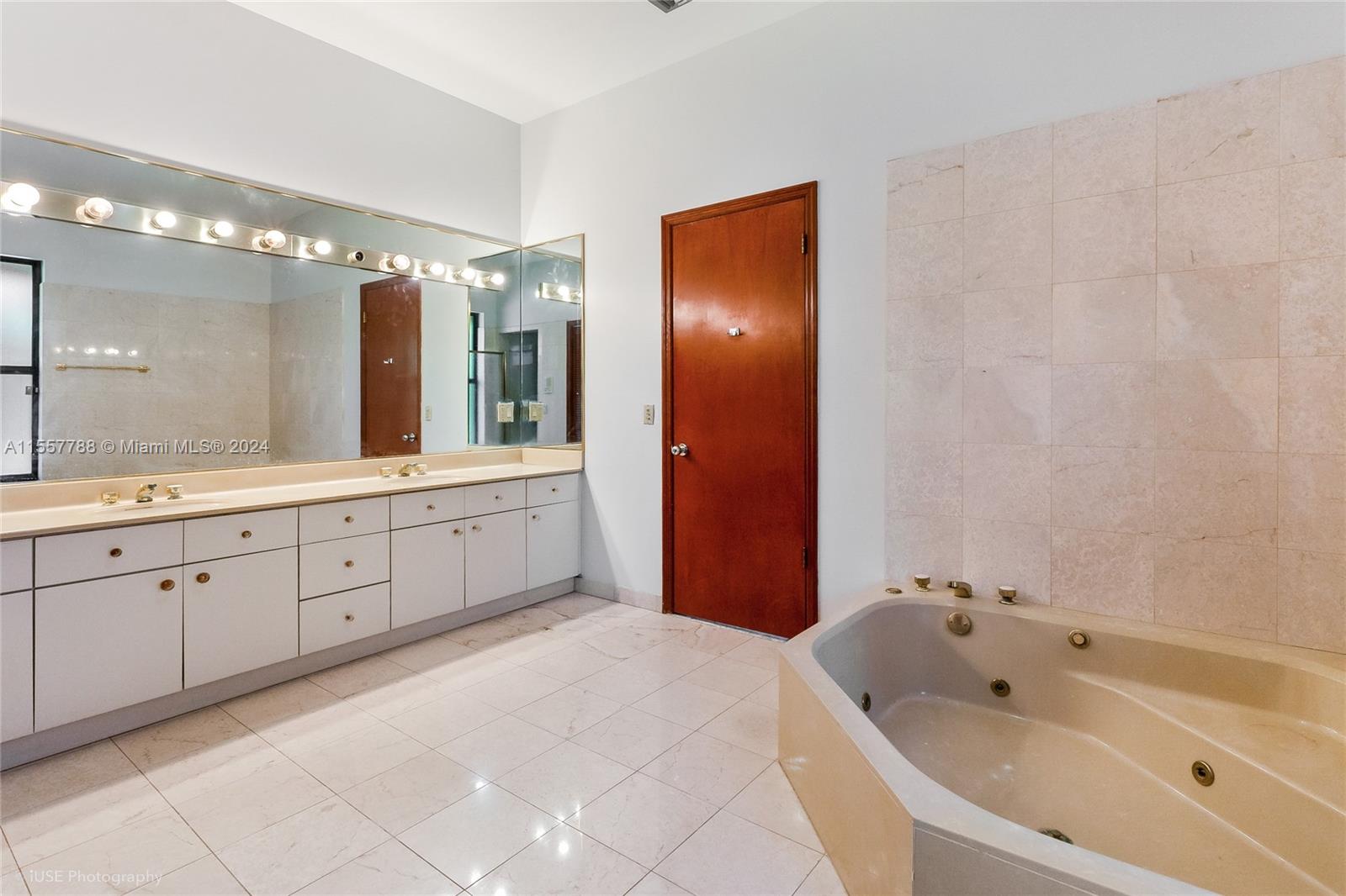 CAPE FLORIDA SUB SEC 1 - Residential