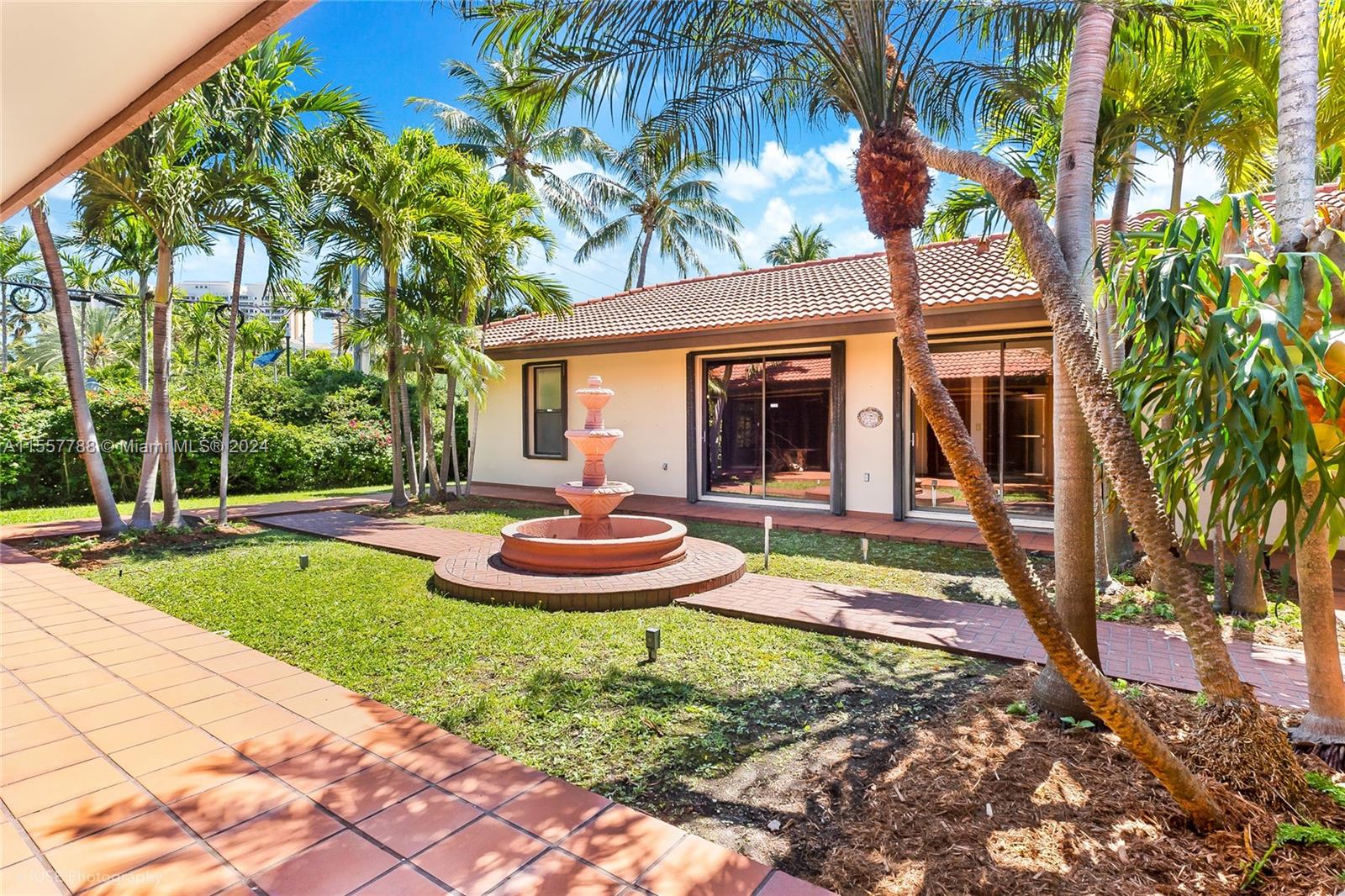 CAPE FLORIDA SUB SEC 1 - Residential