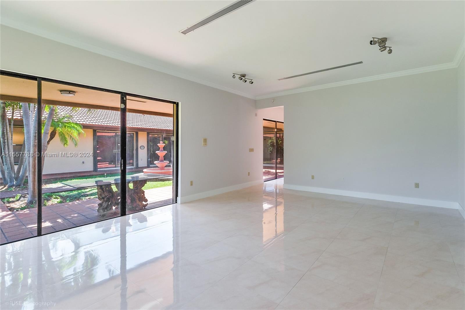 CAPE FLORIDA SUB SEC 1 - Residential