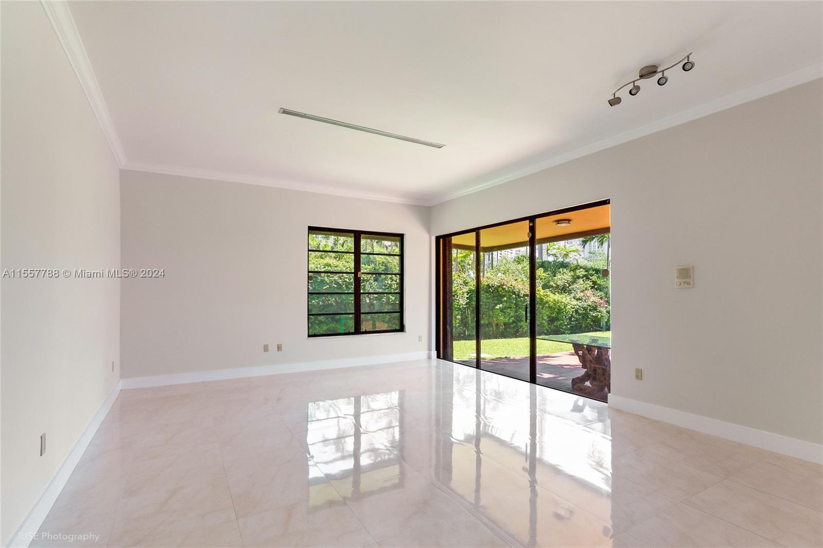 CAPE FLORIDA SUB SEC 1 - Residential