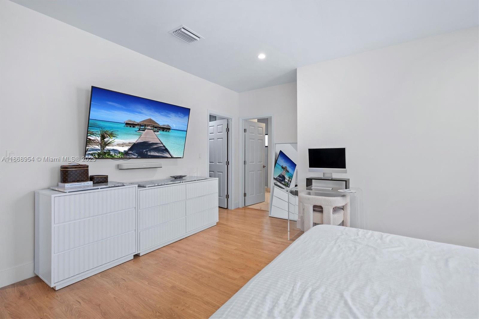 A I G SUBDIVISION - Residential