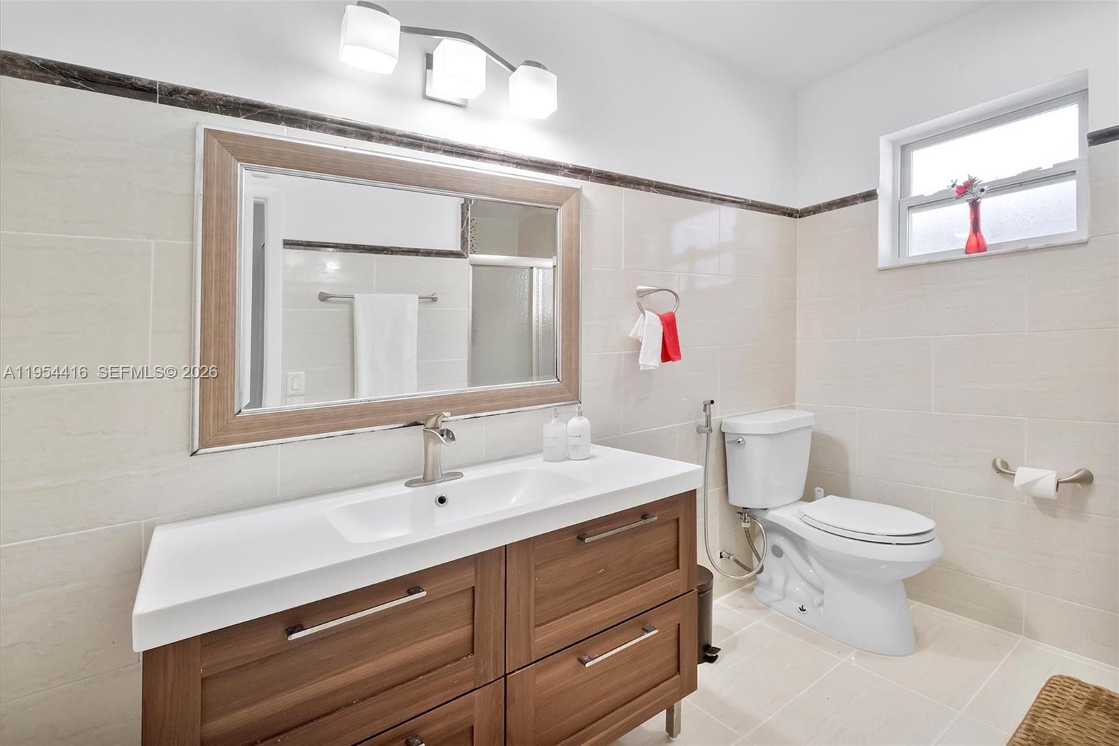 MEADOW WOOD MANOR #4 - Residential