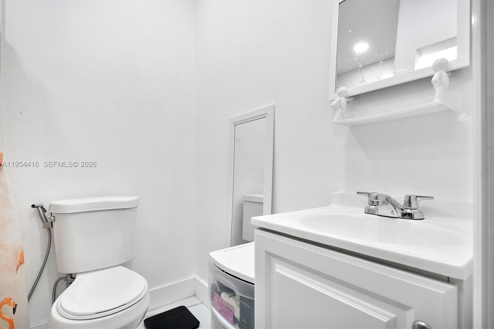 MEADOW WOOD MANOR #4 - Residential