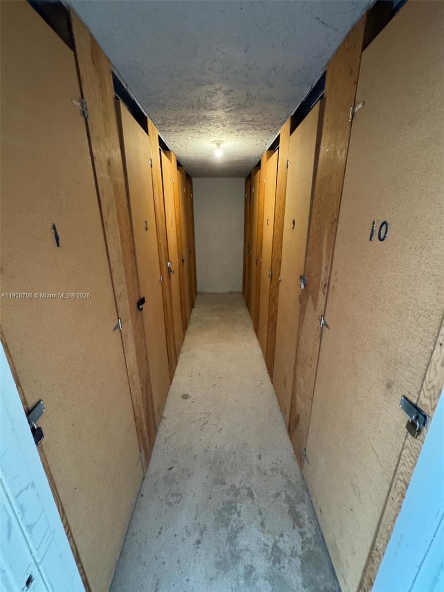 NO 51 PALM-AIRE COUNTRY C - Residential