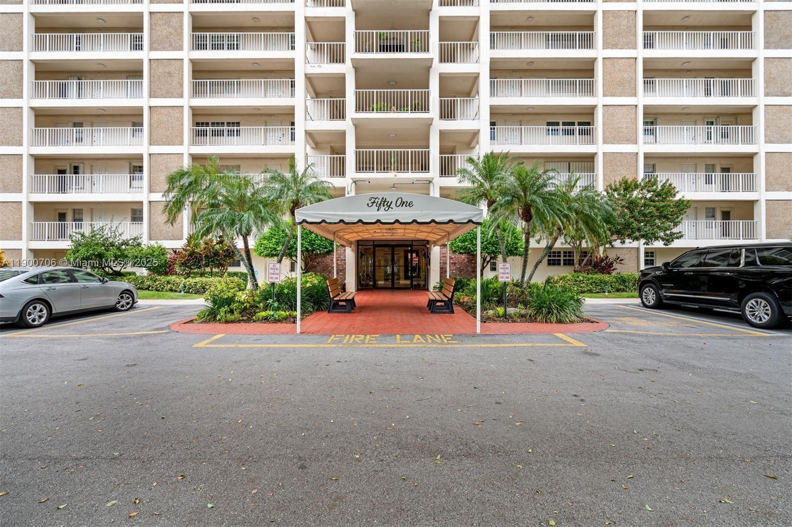 NO 51 PALM-AIRE COUNTRY C - Residential