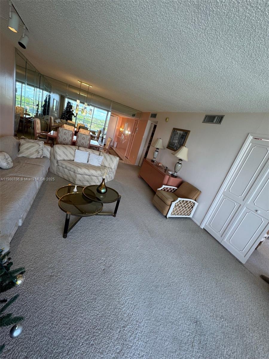NO 51 PALM-AIRE COUNTRY C - Residential
