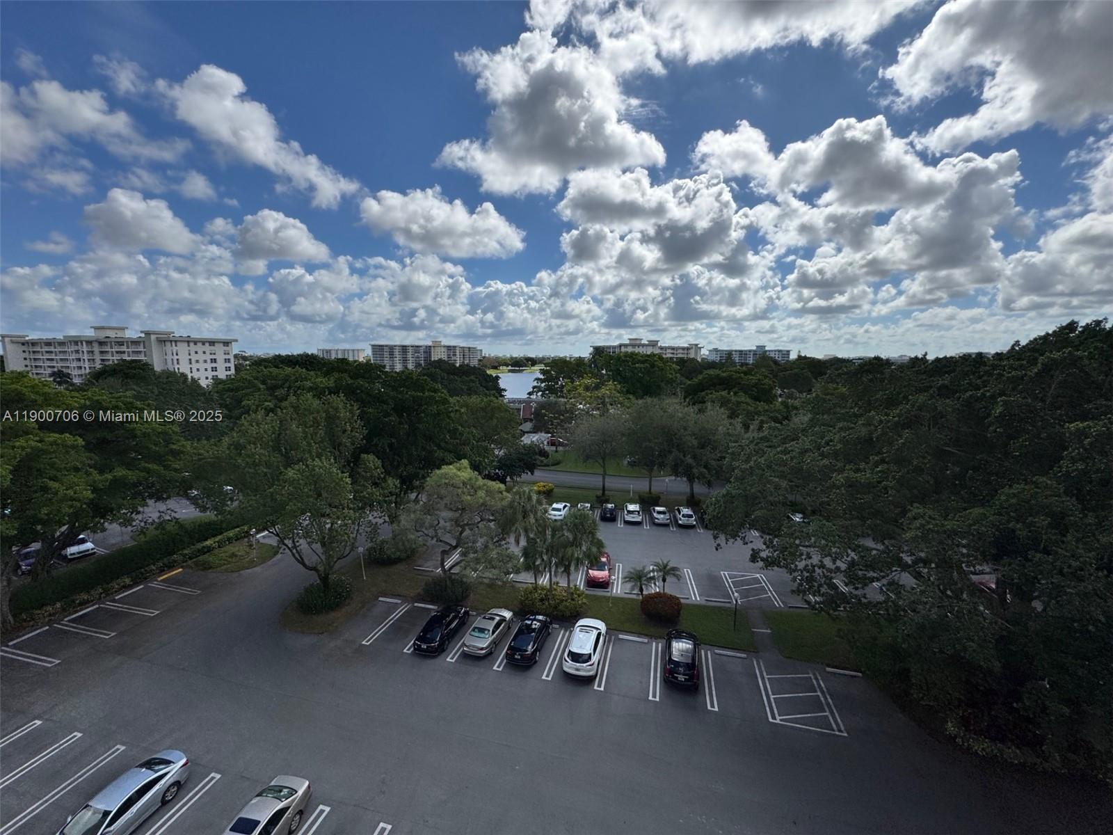 NO 51 PALM-AIRE COUNTRY C - Residential